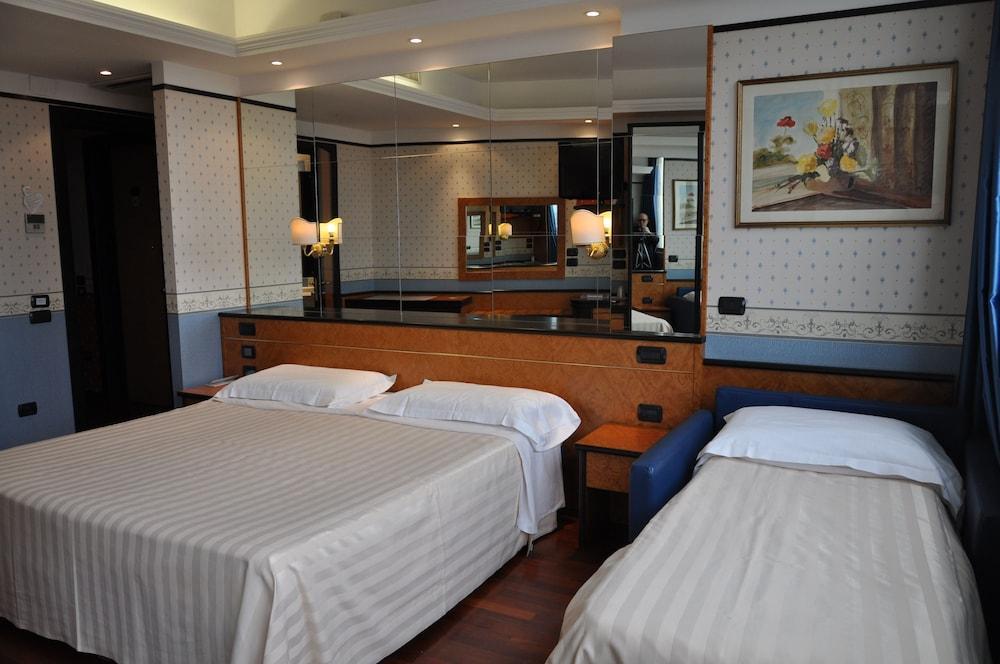 David Palace Hotel Porto San Giorgio Buitenkant foto