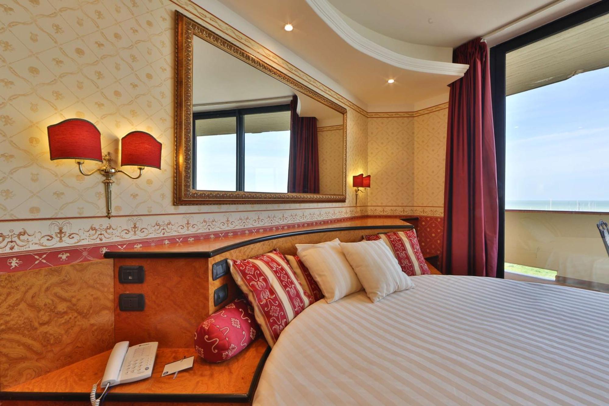 David Palace Hotel Porto San Giorgio Buitenkant foto
