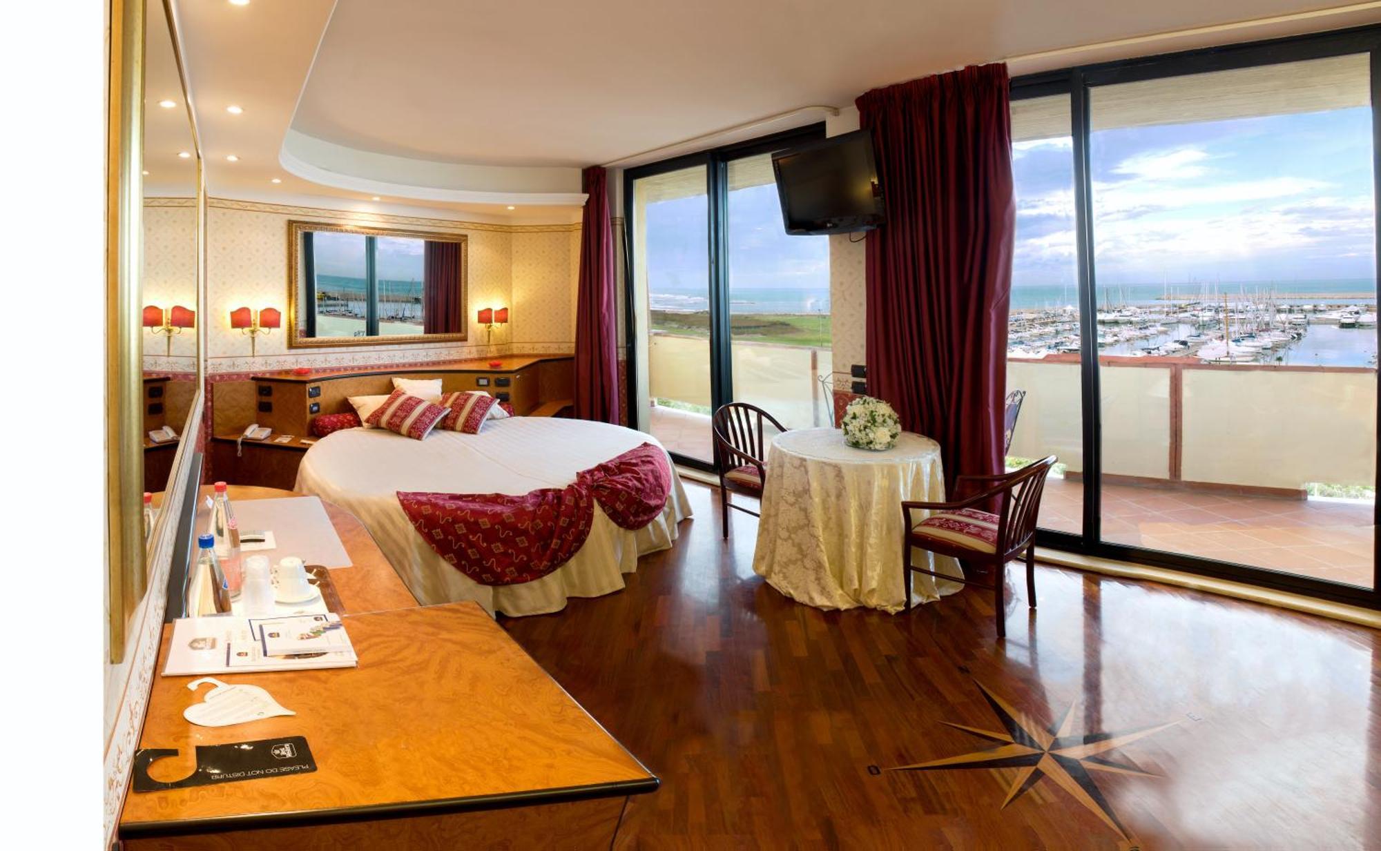 David Palace Hotel Porto San Giorgio Buitenkant foto